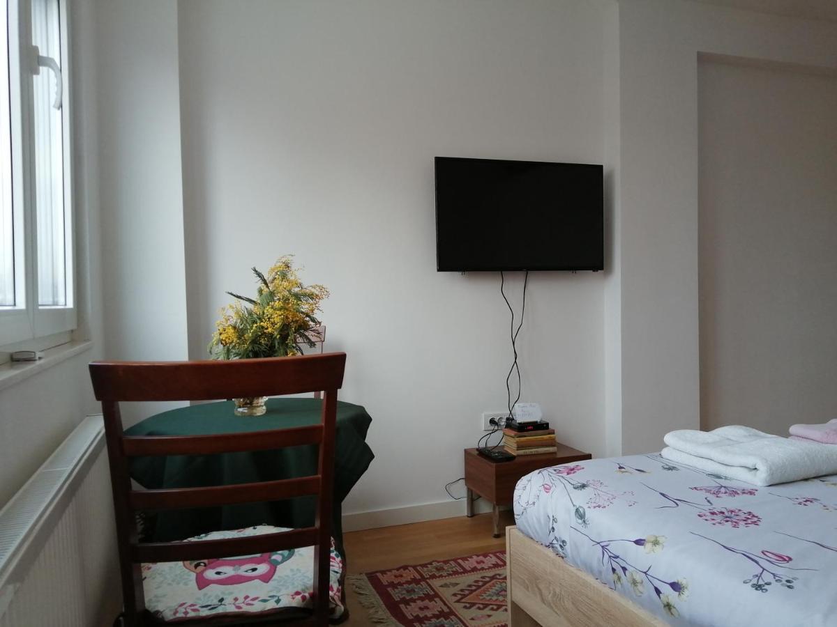 Super Central & Panoramic Nick'S Apartment Prishtinë Ngoại thất bức ảnh